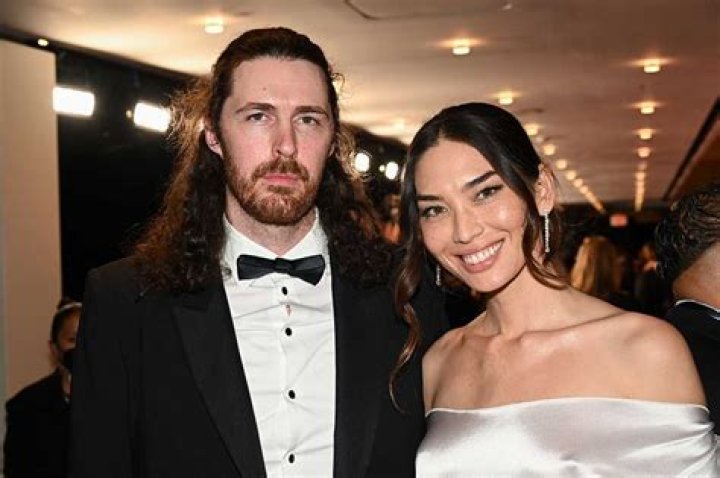 Is Hozier Trans | Girlfriend 2023 Sexuality And Gender